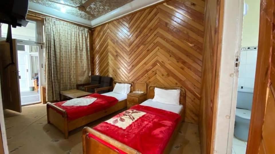 Hotel Snowland Palace Skardu Ngoại thất bức ảnh